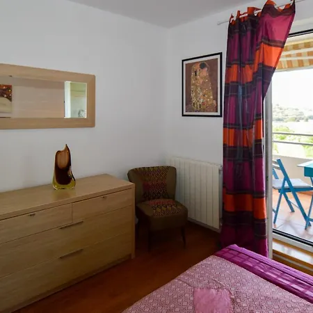 Lungo Mare Apartman Póla